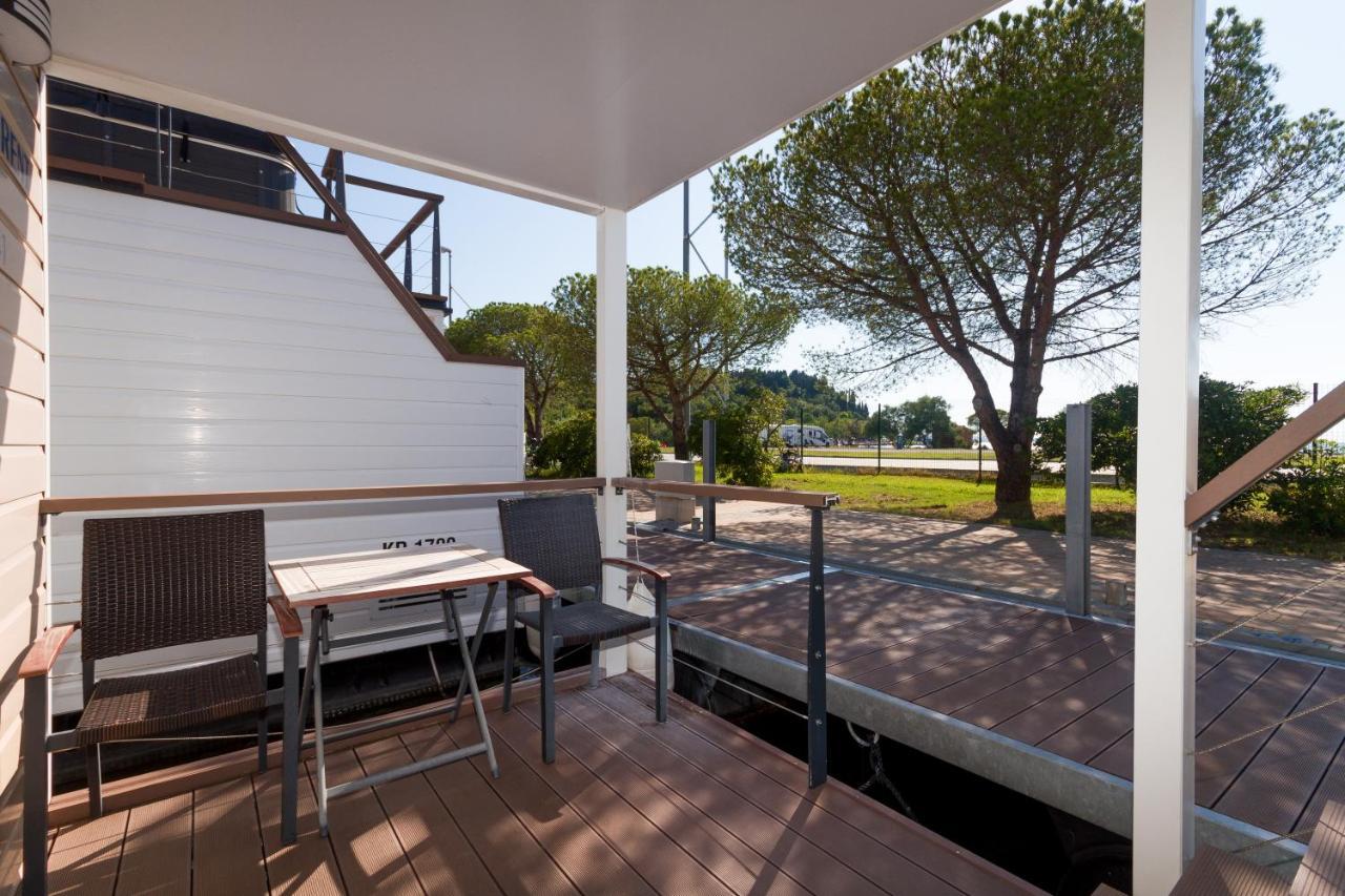 Stella Blue Floating House Portoroz Otel Dış mekan fotoğraf